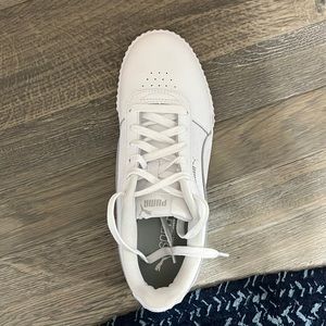 Puma size 9 1/2 sneaker.